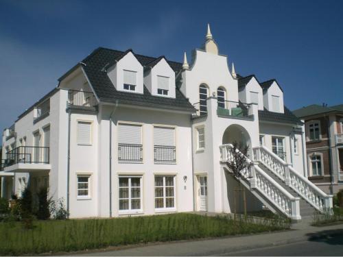 Ostseebad Kuhlungsborn Apartamento | Villa Katharina