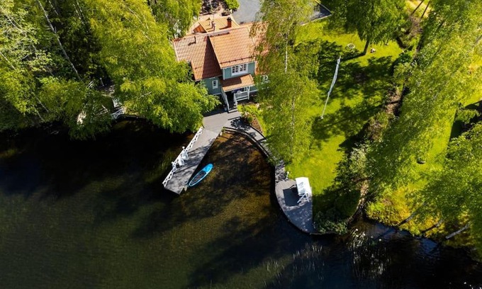 Nurmijarvi Villa | Villa Kesätie - Lakeside Paradise