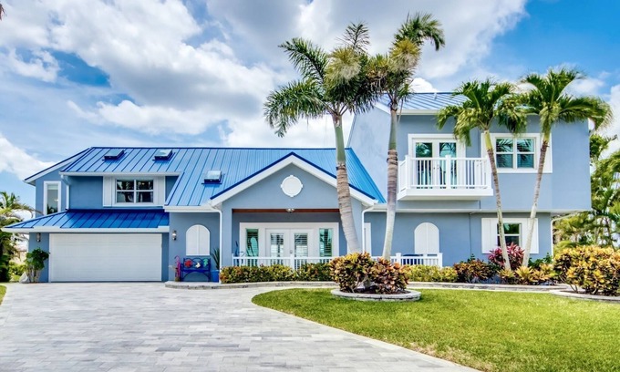 Pelican Villa | Villa Key West - luxury villa in a fantastic location with great water views