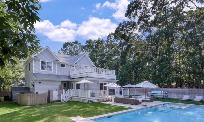 Sag Harbor Cabaña | Villa Keylime