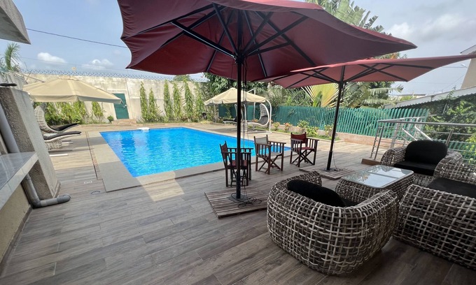 Cocody Casa | Villa Kynola -Pool-Wifi-Parking-Netflix-Bose HP