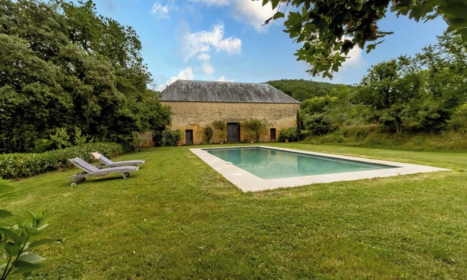 Domme Villa | Villa 'La Borie' con piscina privada, terraza privada y jardín privado