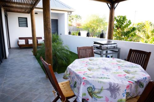 Saint-Pierre De La Reunion Casa | Villa la Canne Mapou N08 1 chambre