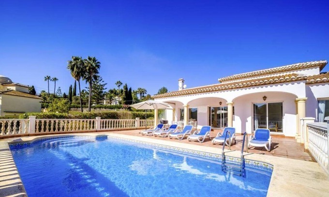 Urbanización La Mandarina Villa | Villa La Gavina - Three Bedroom Villa, Sleeps 6
