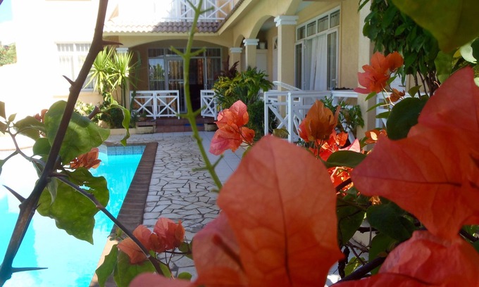 Mahebourg Villa | Villa La Joliane: pequeña estructura familiar con piscina