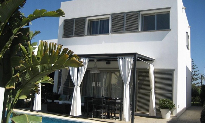 Cala'n Bosch Villa | VILLA LA MAR - Villa con Wifi, Cerca de la playa, barbacoa y piscina privados.