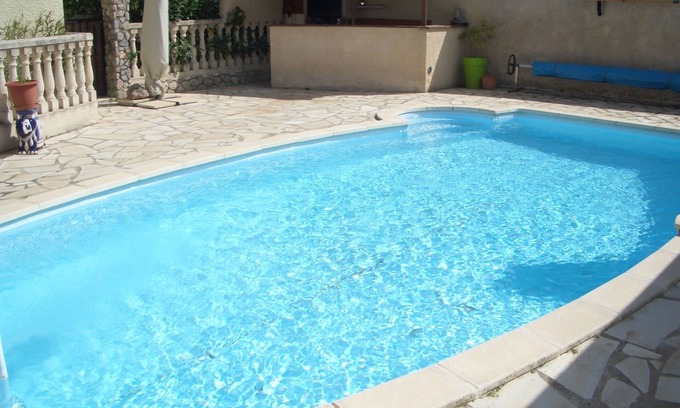 Poussan Villa | Villa La Peyriere.
