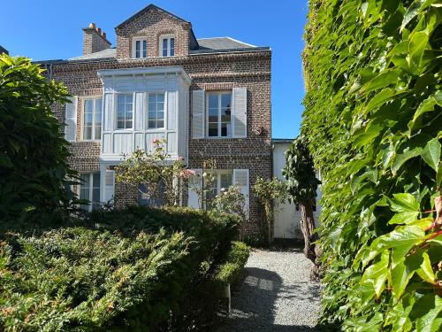 Etretat Hotel | Villa La Renaissance - Etretat