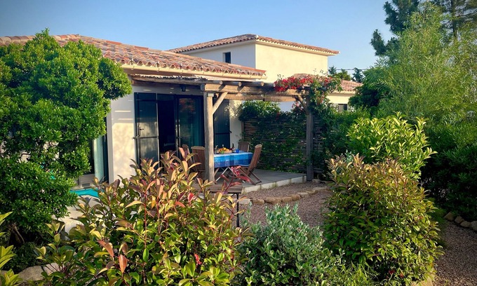 Lecci Casa | Villa La Vacca 🏡Warm welcome 🧡 heated pool 🌞beach 5' away 🏖️