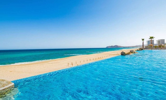 Santa Rosa Complejo | Villa La Valencia The luxury resort of Los Cabos Take 20% off listed price