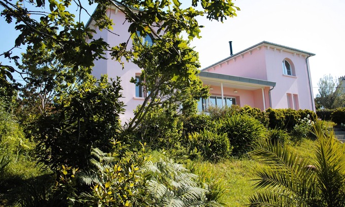 Crozon Casa | Villa la Vigie: a century of vacations. Proximity, calm and sea view.