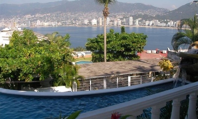 Guitarrón Villa | Villa Ladomar - Las Brisas Guitarron - ¡Increíble vista a la bahía!