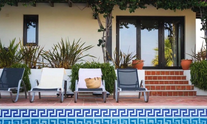 Olhao Villa | "Villa Laguna - Charmy Villa" con piscina privada, terrazas privadas y Wi-Fi