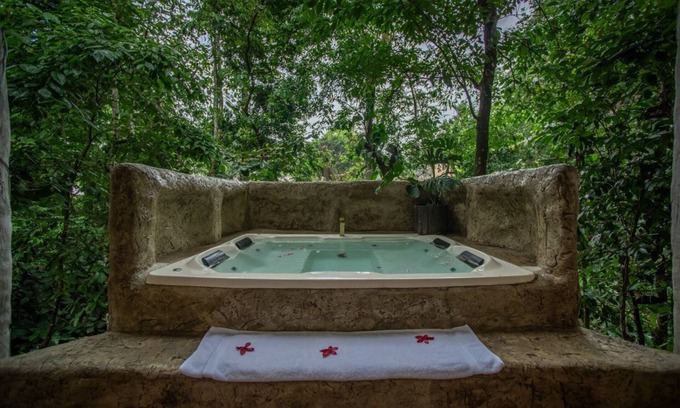 La Fortuna Cabina | Villa lapa Villa romántica con hidromasaje a 5 min del centro de la Fortuna.