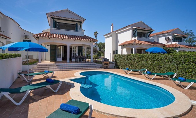 Arenal d'en Castell Casa | Villa LAS MARINAS - 3, con piscina privada y a 5 minutos de la playa