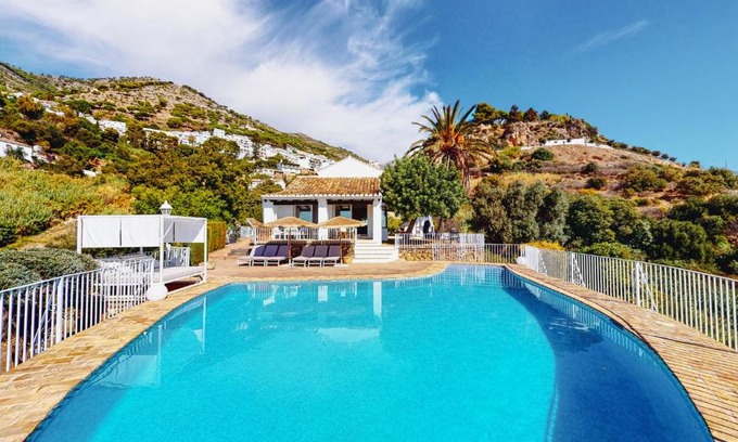 Mijas Pueblo Villa | Villa Las Monjas - Astonishing Panoramic Sea View