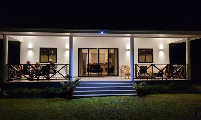 Grand'Anse Praslin Villa | Villa Lil