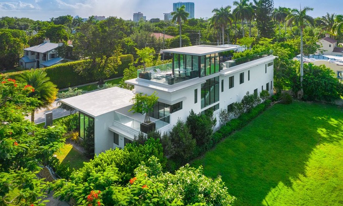The Roads Villa | Villa Laurent - In Brickell Minutes From South Beach