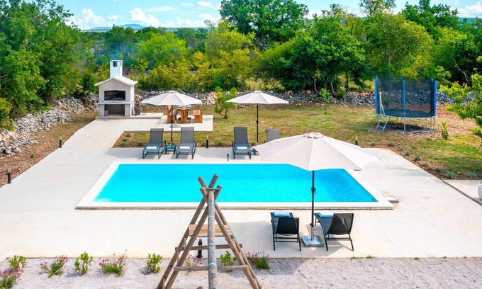 Sibenik Casa | Villa Lea&Robi (V2542-K1) - Unešić