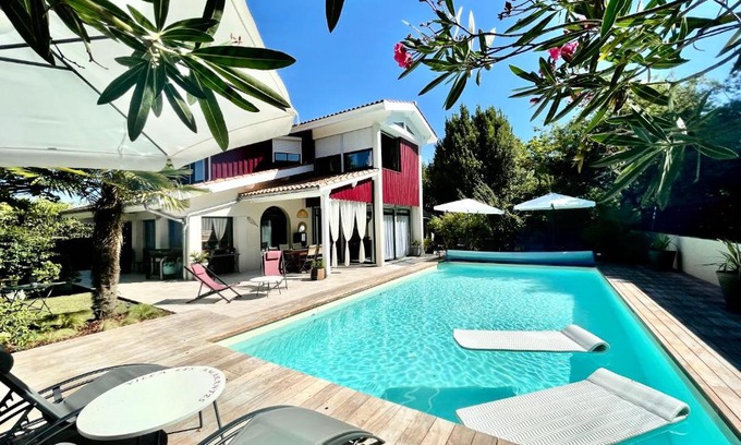 Ares Casa | Villa les Amarantes