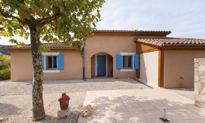 Vallon-Pont-d'Arc Casa | Villa Les Mazes, with private heated pool