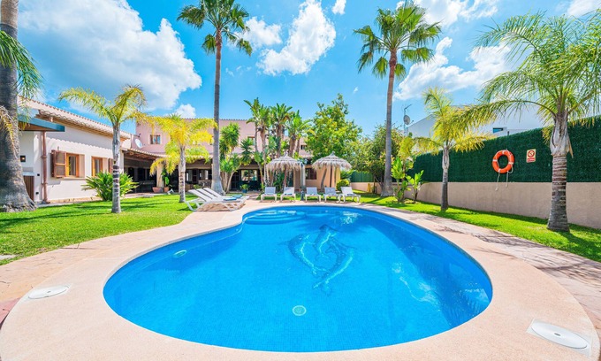Crestatx Villa | Villa 'Levante' con piscina climatizada, Wi-Fi y aire acondicionado