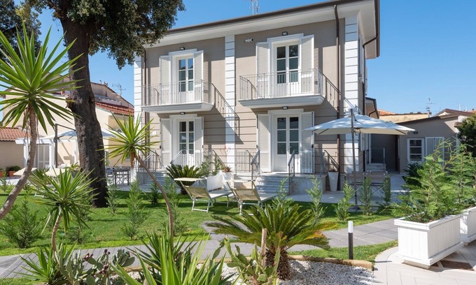 Lido di Camaiore Villa | Villa Libeccio