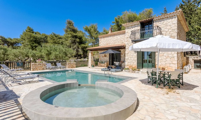 Agia Marina Villa | Villa Lida Aresti con piscina privada