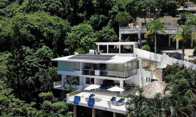 Pichilingue Casa | Villa Lilly in Acapulco