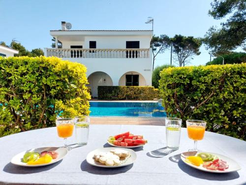 Cala Blanca Casa | Villa Limón