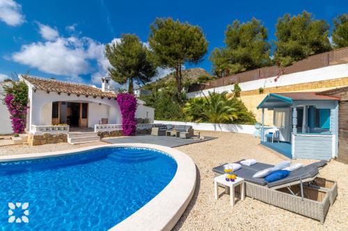 El Portet Villa | Villa Llum by Abahana Villas