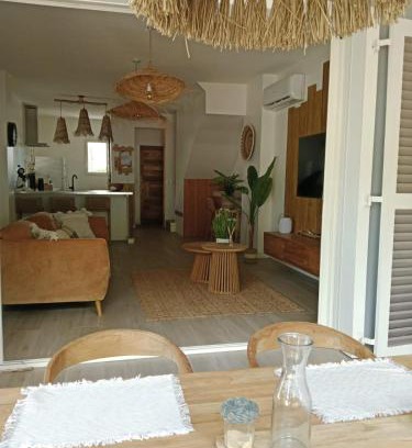 Orient Bay Villa | Villa Lola- Au cœur de la BO - 100m de la plage, cuve 800L