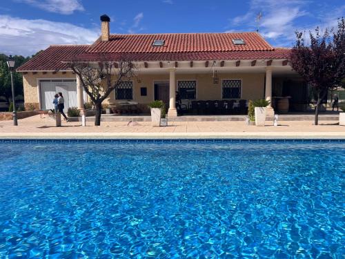 Yecla Casa | Villa Los Baños, piscina privada