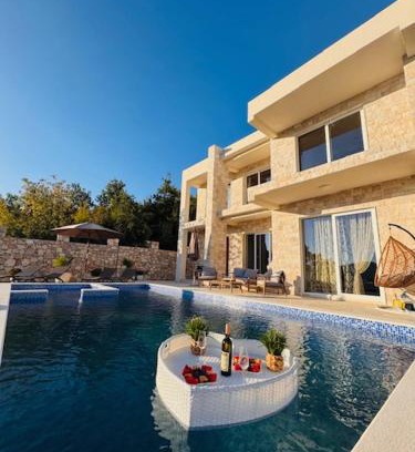 Podostrog Villa | Villa Lotos