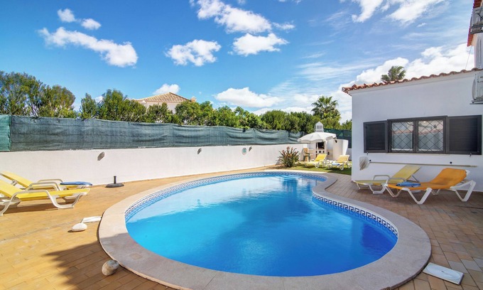 Castelo Villa | Villa 'Luísa Galé' con piscina privada, Wi-Fi y aire acondicionado