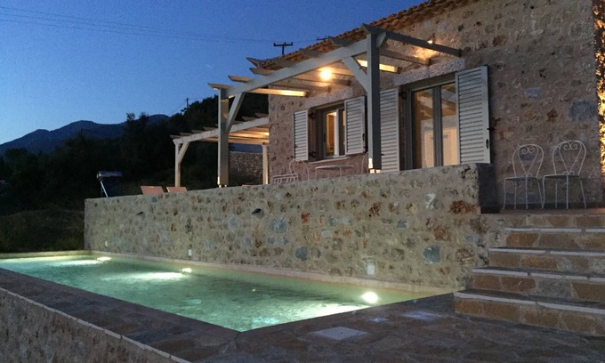 Thalames Villa | Puestas de sol desde la piscina