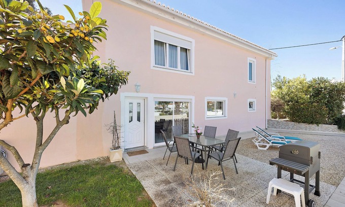 Montes de Alvor Villa | Villa 'Lugar Encantador' con terraza compartida, Wi-Fi y aire acondicionado