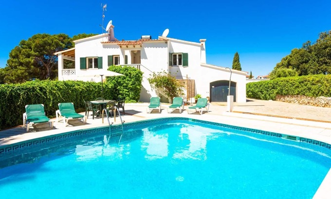 Cala Galdana Casa | Villa Luisa - Tres Habitaciones Casa, Capacidad 6