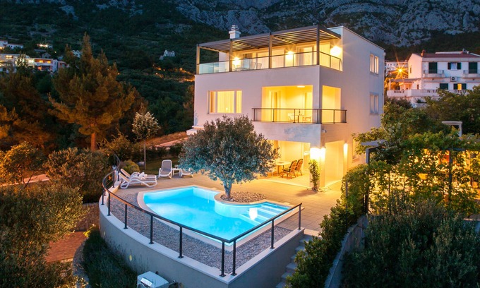 Veliko Brdo Villa | Villa Lukić *****, Makarska