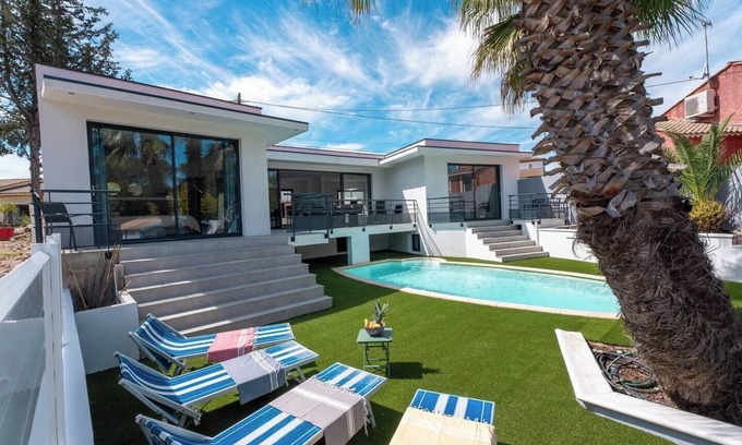 La Bouverie Casa | Villa Lujo & Eco Sueño y Naturaleza Piscina y Spa