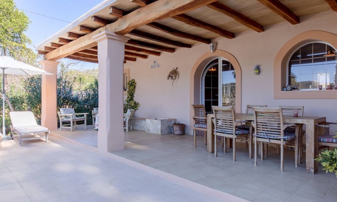 Sant Josep de sa Talaia Casa | Villa en una ubicación fantástica con Wi-Fi, aire acondicionado y aparcamiento; se admiten mascotas