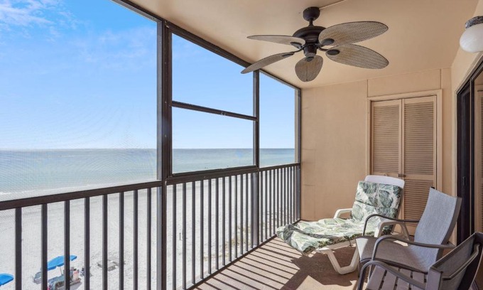 Madeira Beach Casa | Villa Madeira 405 - Premier