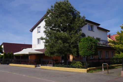 Ustronie Morskie Cama Y Desayuno | Villa Magda