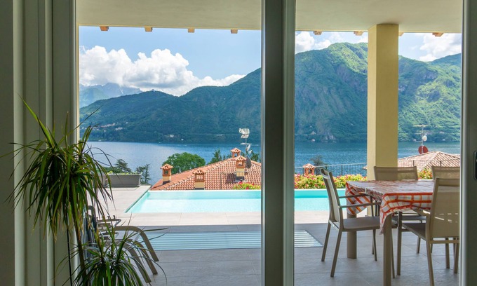 Azzano Villa | Villa Magnolia by Wonderful Italy