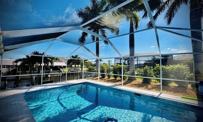 Fort Myers Villa | TAMAÑO LANAI - Acceso rápido a Fort Myers y BARCO DE ACCESO BAJO 10 MIN