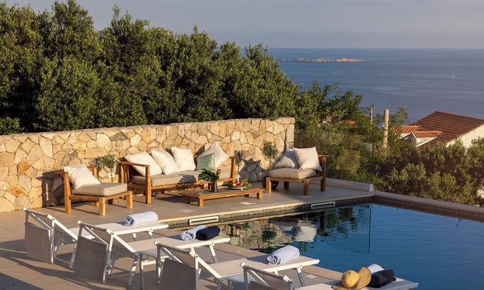 Orasac Villa | Villa Mar is a place of pure serenity and relaxation with its beautiful views