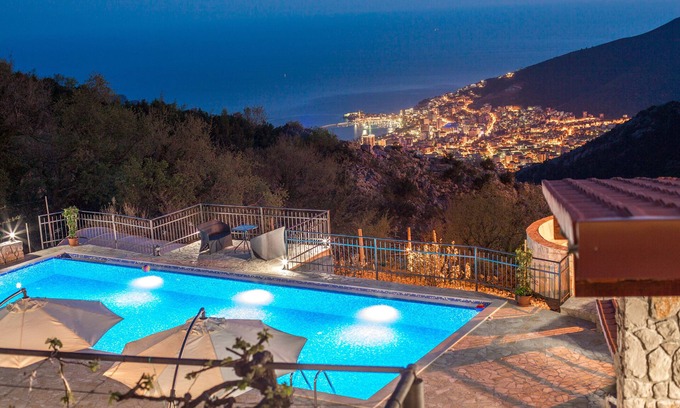 Lapcici Villa | Villa Marija tiene todo lo que necesita para unas vacaciones confortables en Montenegro