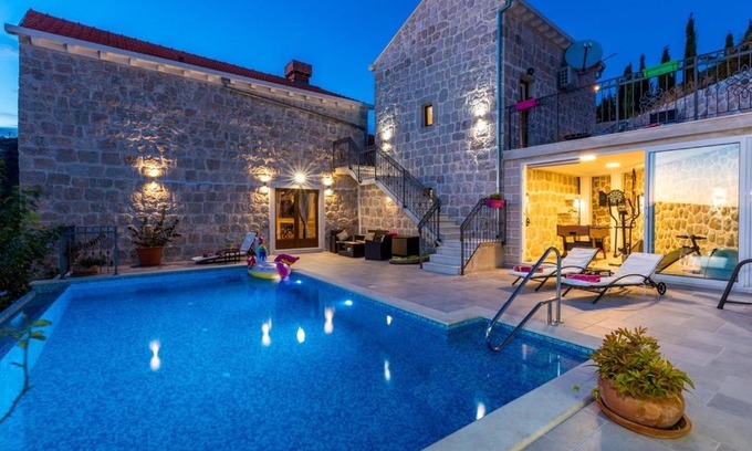 Gromaca Casa | Villa Marija