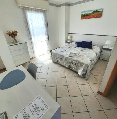 Manerba del Garda Cama Y Desayuno | Villa Mayoti B&B