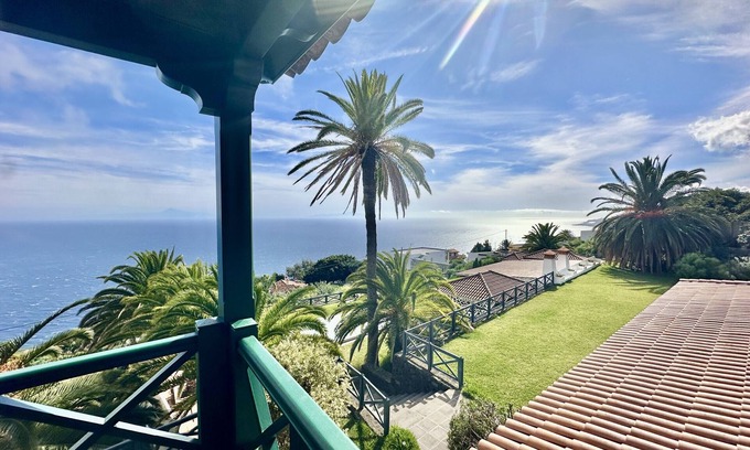 Puntallana Villa | Villa Media Luna La Palma